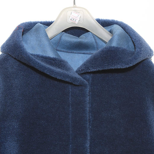 佐尔美新品冬季新品 中老年减龄纯色连帽羊剪绒大衣外套E84YJ33 商品图1