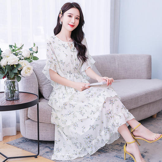 新款夏季白色仙女中长显瘦法式蛋糕碎花雪纺连衣裙(货号 am8152)