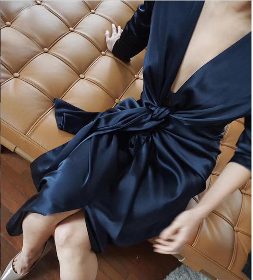 Viktoria Chan | Lova Draped MIDI Dress [真丝连衣裙] 商品图3