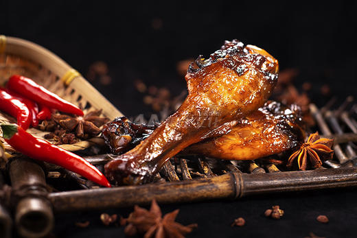 臻峰 湖南特产散装鸭翅根4元/只  酱香熟食小吃 办公室休闲零食鸭翅根 商品图1