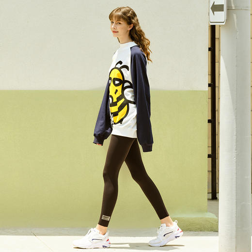 卡尔美休闲卫衣女新款圆领卡通拼色时尚圆领宽松长袖T恤 商品图4