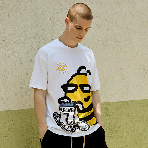 卡尔美夏季新款运动休闲短袖宽松纯棉小蜜蜂图案T恤 商品图4