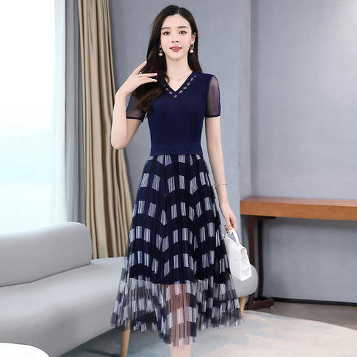 HR-8219夏季时尚潮流减龄显瘦收腰连衣裙 商品图3