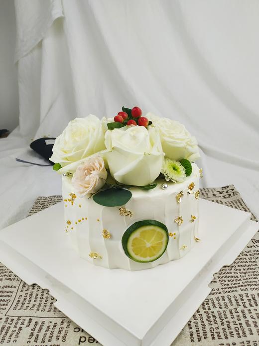 鲜花蛋糕（我把你画成花  未开的一朵花） 商品图0