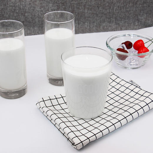 瑞缘利乐枕纯牛奶200g*20袋 商品图1