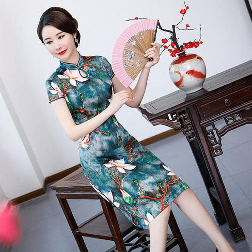 QQ-9712夏季新款荷花真丝旗袍裙 商品图2