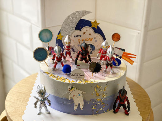 【奥特曼主题蛋糕】（插牌随机搭配） 商品图1