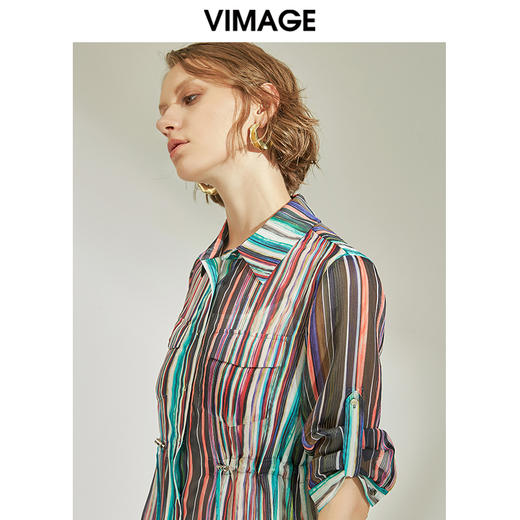VIMAGE纬漫纪夏季优雅条纹显瘦连衣裙V1107772 商品图3