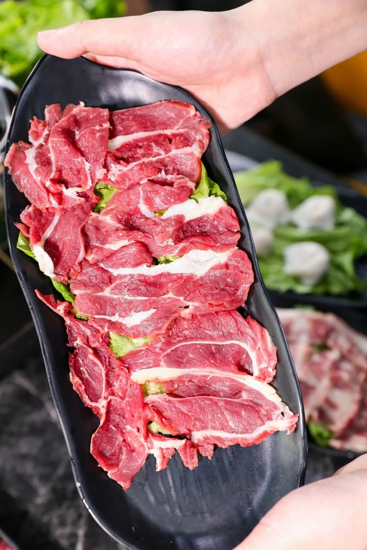 【吃断】3折!村里的故事潮汕牛肉火锅双人套餐48元抢购,晚饭宵夜通用