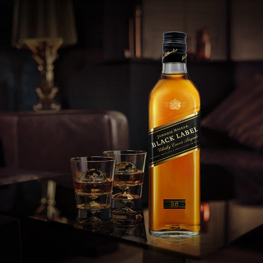 【johnniewalker】尊尼获加12年黑牌黑方200ml 调配型威士忌进口洋酒