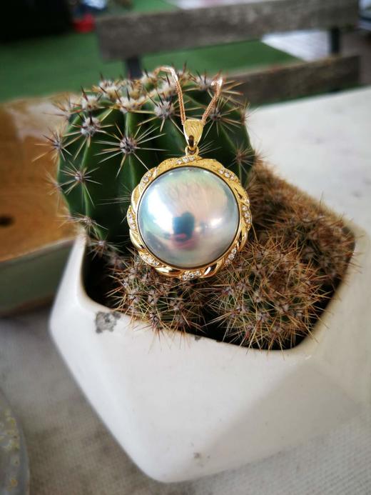 18K金镶钻石 巨美蓝灰色马贝珍珠项链吊坠 商品图5