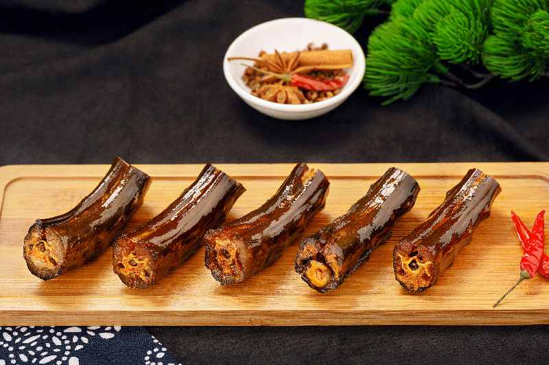 臻峰 湖南特产散装鸭脖9.8元/个 酱香熟食小吃 办公室休闲零食酱鸭脖