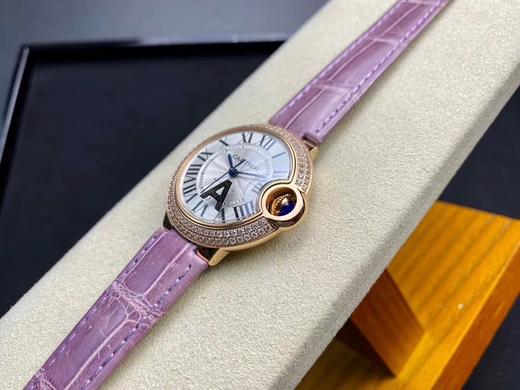 客户订制鳄鱼皮带
V6-33蓝气球 V7版 ❗️全面到货💓💓
进口油墨印刷，保证字体光泽饱满。超精密镀银扭索雕纹表盘，底纹放大多少倍依然光滑无瑕疵。进口蓝色尖晶石，绽放迷人幽兰之光。一次成型蓝宝石 商品图11