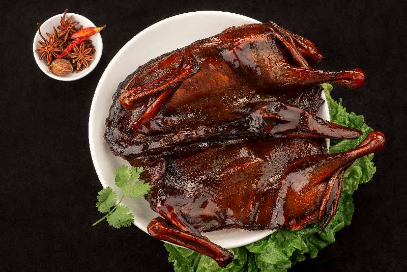 臻峰 湖南特产酱板鸭散装92.80元/只 酱香熟食小吃 办公室休闲零食酱板鸭