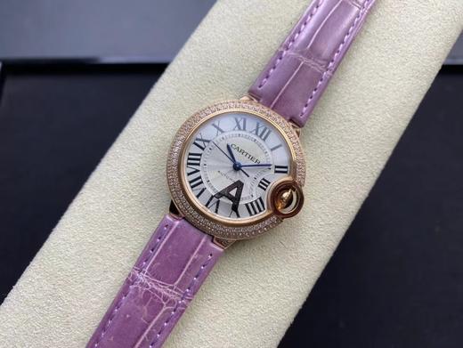 客户订制鳄鱼皮带
V6-33蓝气球 V7版 ❗️全面到货💓💓
进口油墨印刷，保证字体光泽饱满。超精密镀银扭索雕纹表盘，底纹放大多少倍依然光滑无瑕疵。进口蓝色尖晶石，绽放迷人幽兰之光。一次成型蓝宝石 商品图13