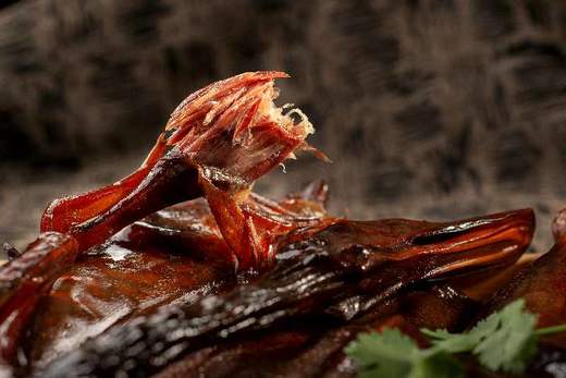 臻峰 湖南特产酱板鸭散装92.80元/只 酱香熟食小吃 办公室休闲零食酱板鸭 商品图2