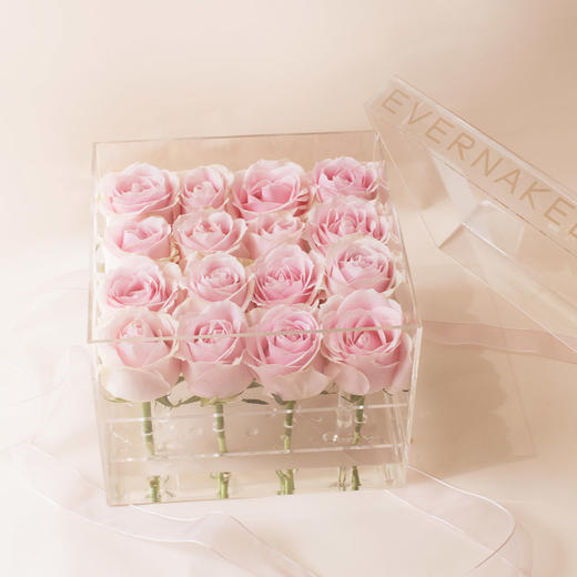 粉雪山玫瑰花盒 商品图0