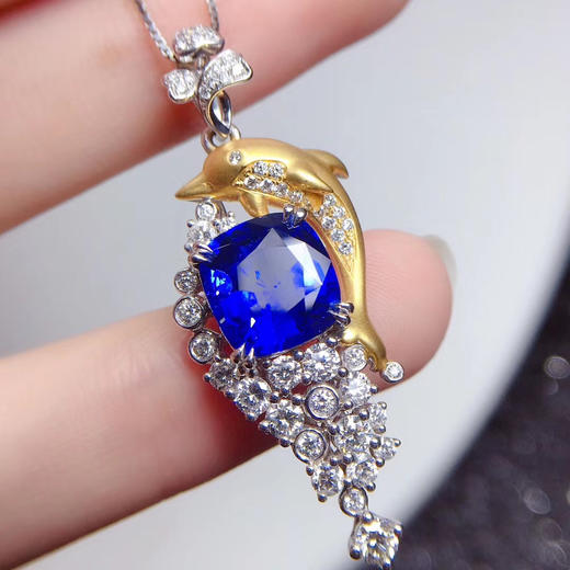 海豚蓝宝石吊坠浓郁皇家蓝高净度尊贵奢华蓝宝石77金海豚豪华镶嵌