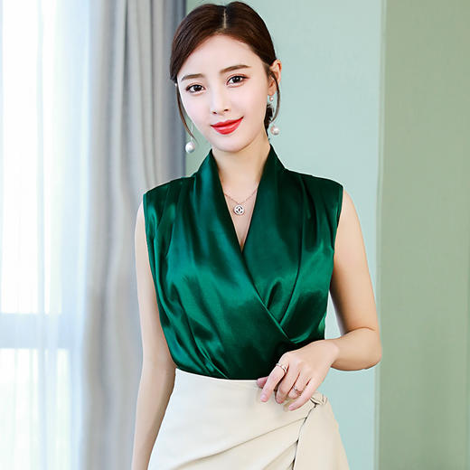 WZNH-WFWJ1933纯色优雅简约个性显瘦修身百搭气质上衣 商品图1