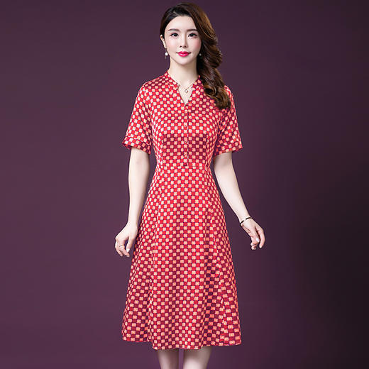 YMR-8231新款夏季气质修身优雅妈妈装绸缎连衣裙 商品图3
