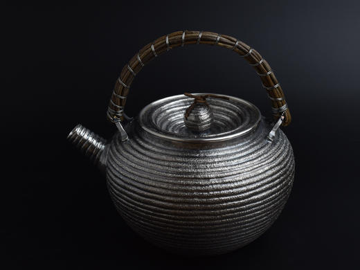 大理鹤庆芋头藤把煮水银壶 商品图0