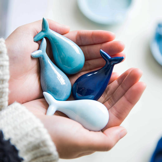 摩登主妇可爱创意鲸鱼造型餐具陶瓷筷架筷托筷子架托放筷子的小托 - 