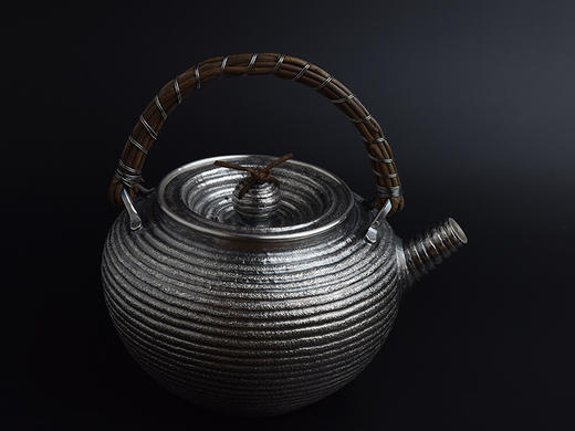 大理鹤庆芋头藤把煮水银壶 商品图1