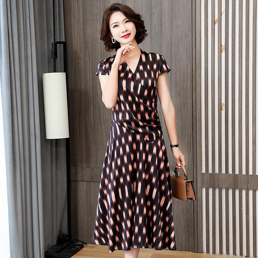 LS 2017印花真丝V领修身显瘦时尚桑蚕丝缎面中长裙 商品图0