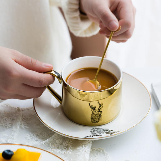 摩登主妇欧式小奢华咖啡杯创意倒影镜面陶瓷马克杯茶杯碟情侣水杯 商品图2