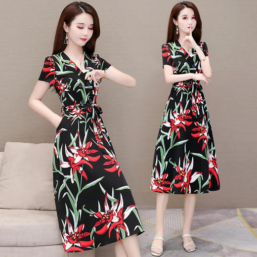 YWE-KED9691气质减龄大码印花连衣裙 商品图1