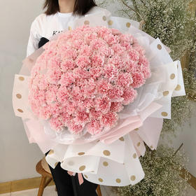   花艺 简爱99朵康乃馨花束