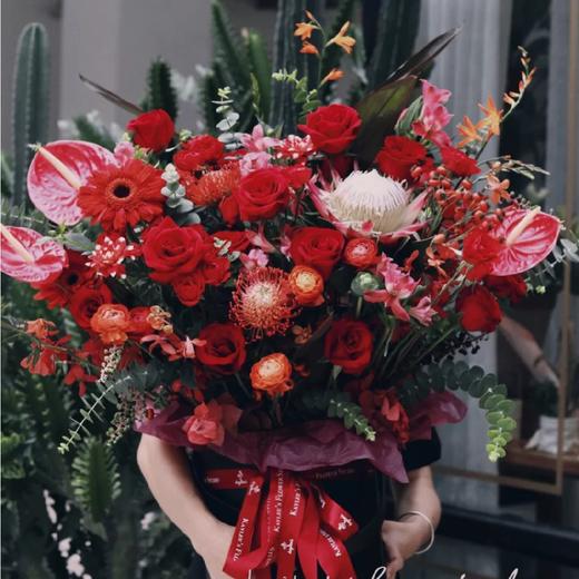 《前程似锦》红色系大气高端抱抱桶 商品图0