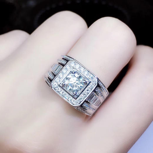 gia钻石男戒主石80份ivs1豪华镶嵌总重7553克