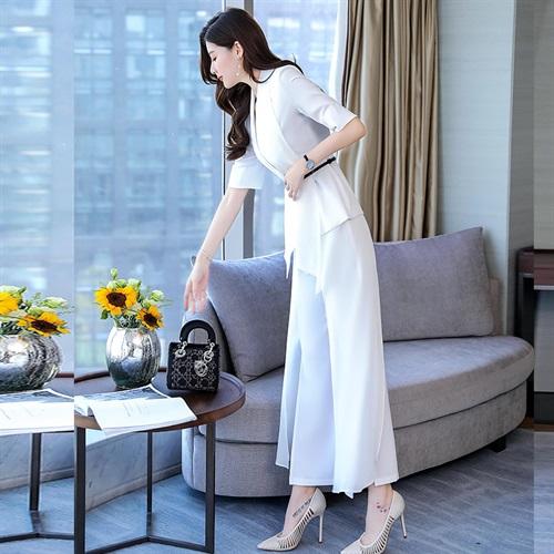 WZNH-HHSJ9907（配腰带）纯色方领气质优雅淑女五分袖简约百搭三件套装 商品图3