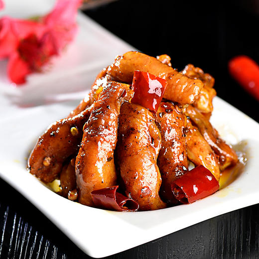 【四川卤味香辣无骨鸡脚筋120克】袋装休闲开胃零食真空 商品图1