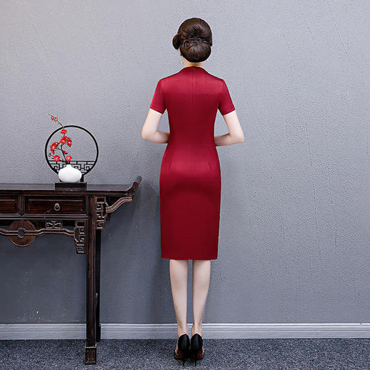 WXG-CS20-1春夏新款中式复古婚宴妈妈装醋酸旗袍裙 商品图4