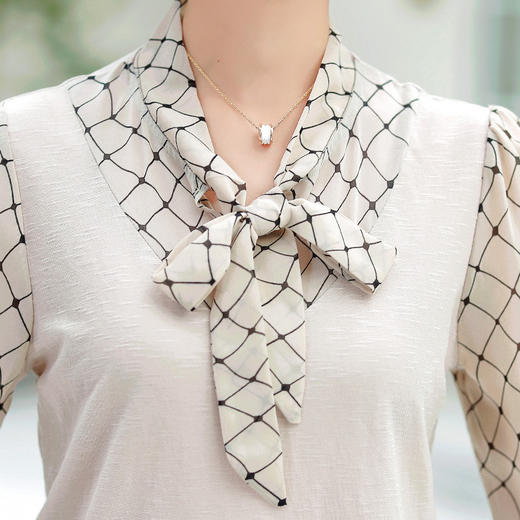 MQ-1118-2019夏装新款时尚V领蝴蝶结七分袖上衣YY 商品图4