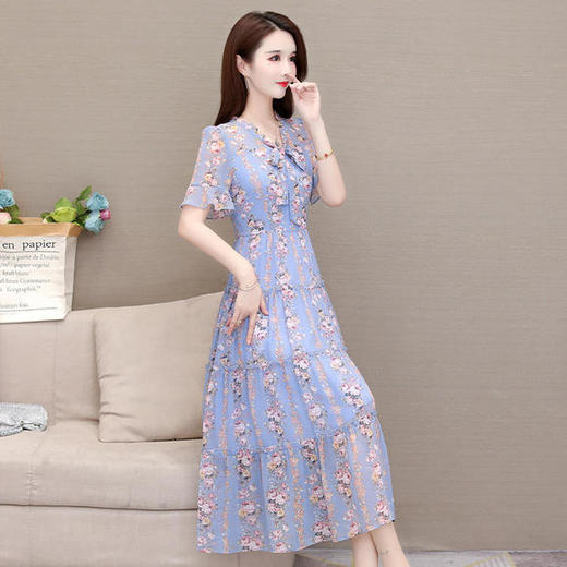 YWE-OS20LY43喇叭袖印花时尚气质修身显瘦连衣裙 商品图2