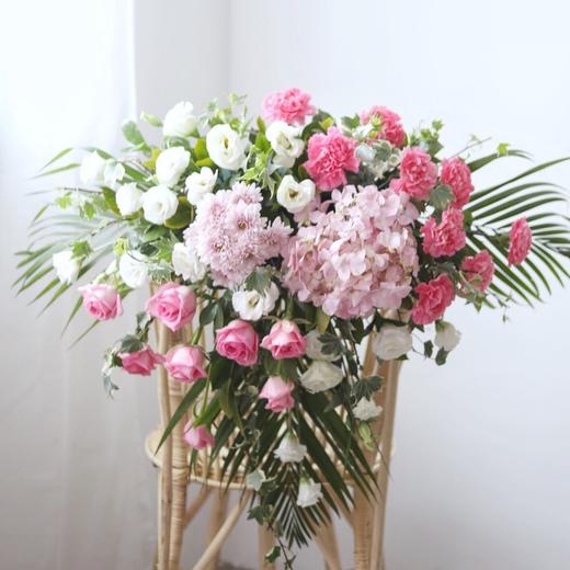 温馨挂讲台插花 商品图0