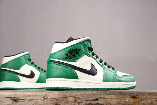 乔丹/Air JoAJ1 aj1 乔丹1代 乔1 乔丹1代中帮系列  乔1中帮扣碎黑勾  白蓝红小闪电 Air Jordan 1 MID 货号：852542-301 乔1中帮白绿凯尔特人 商品图0