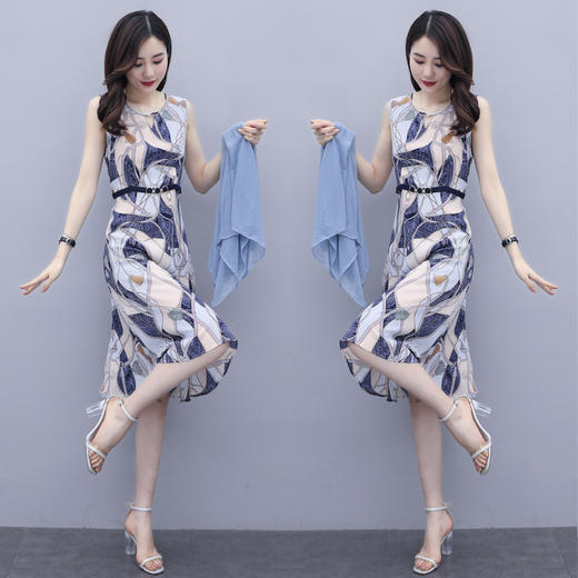 WZNH-WM20669品质款气质优雅中长款印花背带裙两件套配长披肩 商品图2