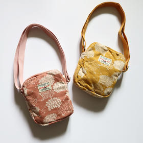 HUJI祤集Toast斜挎包插画刺猬