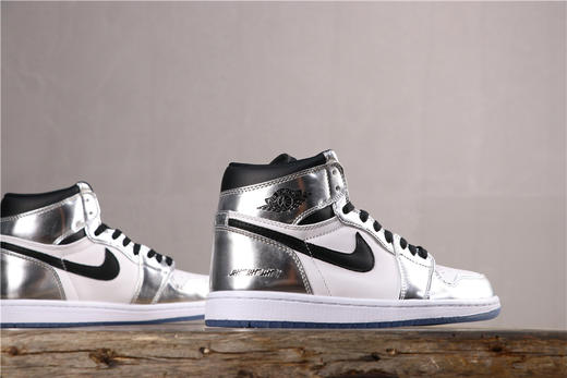 乔丹/Air Jordan AJ1 aj1 乔丹1代 乔1 乔丹1代高帮系列Air Jordan 1 “Pass The Torch”货号：AQ7476-016 乔1伦纳德 商品图0