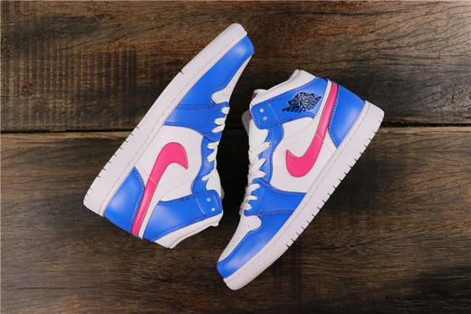 乔丹/Air Jordan AJ1 aj1 乔1 Air Jordan   灰黄荧光标 变色龙黑绿松石  白蓝红小闪电 乔1中帮白绿 南海岸青 中帮灰黄荧光标 商品图4