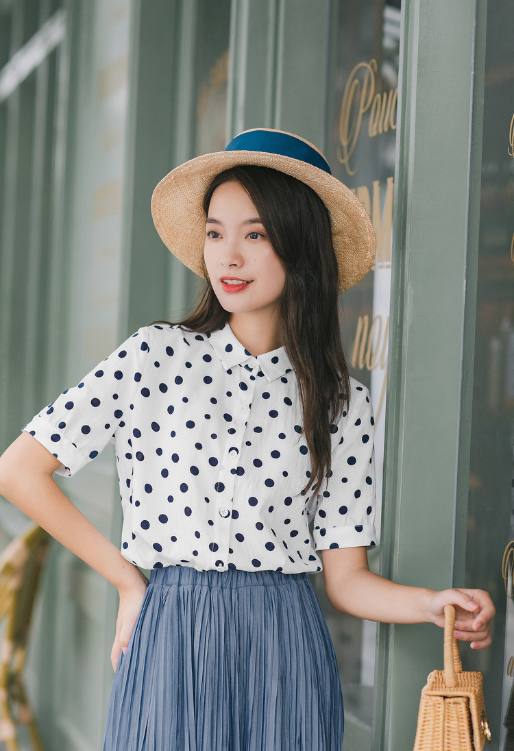 茵曼波点衬衫女2020夏装新款短袖衬衣翻领单排扣宽松上衣百搭文艺