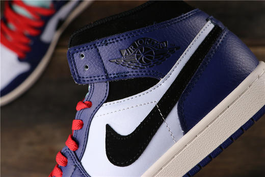 乔丹/Air Jordan AJ1 aj1 乔1 Air Jordan   灰黄荧光标 变色龙黑绿松石  白蓝红小闪电 乔1中帮白绿 南海岸青 中帮灰黄荧光标 商品图7