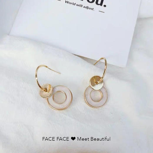 S925 银高级感C字耳钉 商品图0