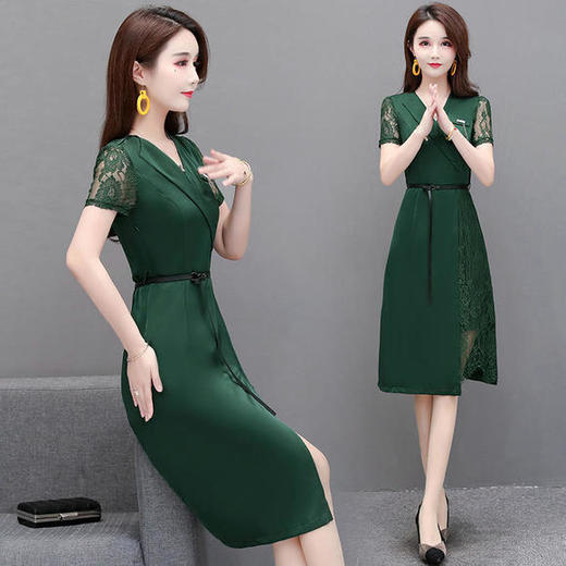 YWE-B20A10女人味中长款减龄风蕾丝拼接连衣裙 商品图2