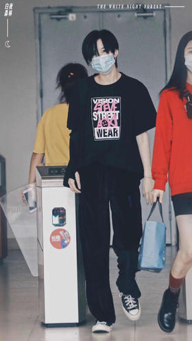 春天你需要一件新T啦