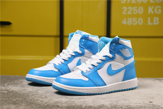 乔丹/Air Jordan AJ1 aj1 乔丹1代 乔1 乔丹1代高帮 Air Jordan 1 Retro High OG“UNC”货号：555088-117 乔1北卡蓝 商品图2